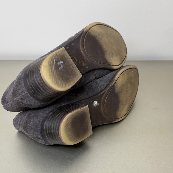 Lucky Brand Grey Western Boho Suede Ankle Booties Size 8.5M - Picture 11 of 13